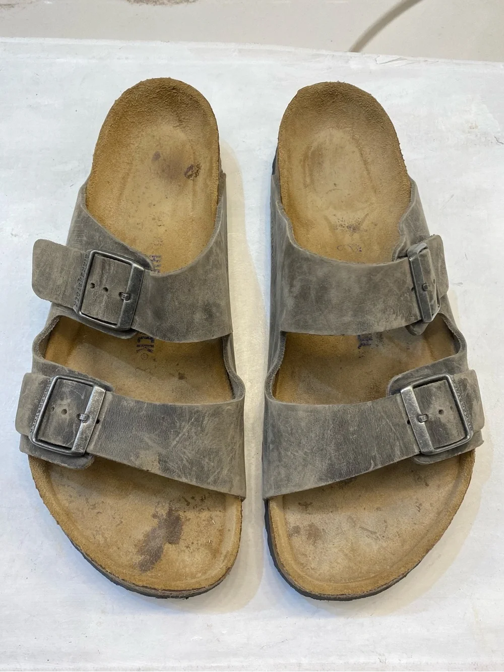 Birkenstock Arizona Sandals Size 42, Women Size 11, Men’s Size 9 great condition